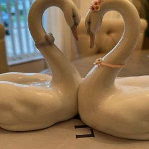 Lladro figurine Endless Love